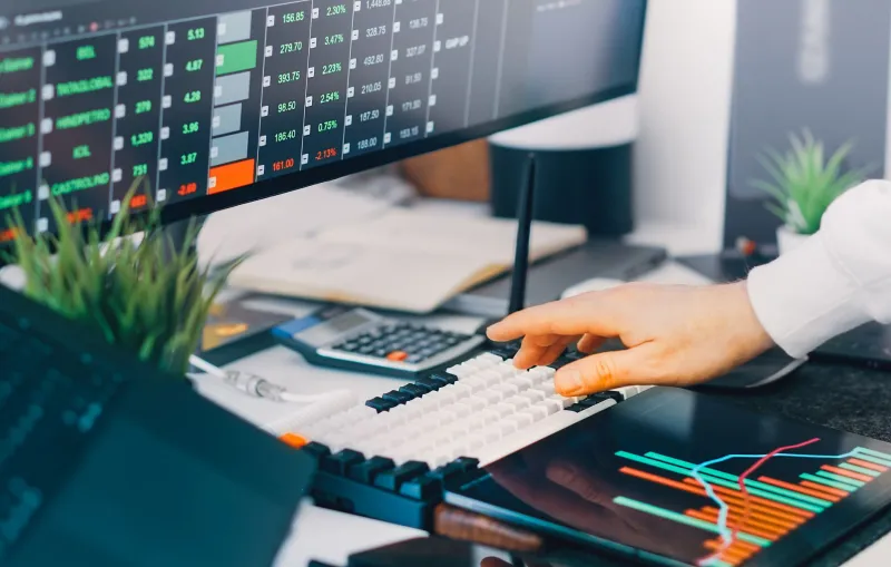 Signs Your Bio Link Setup Has Aged Out — And How to Upgrade Without Losing Your Crowd