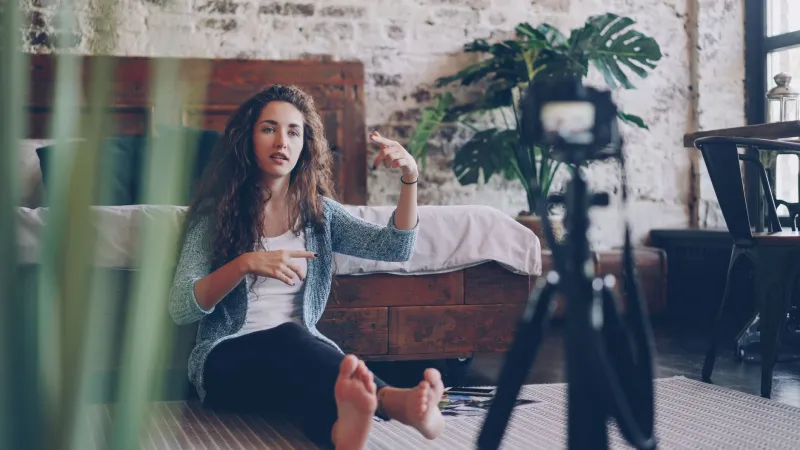 Superfans Over Scrollers: How Your Inner Circle Is Already Sitting on a Gold Mine